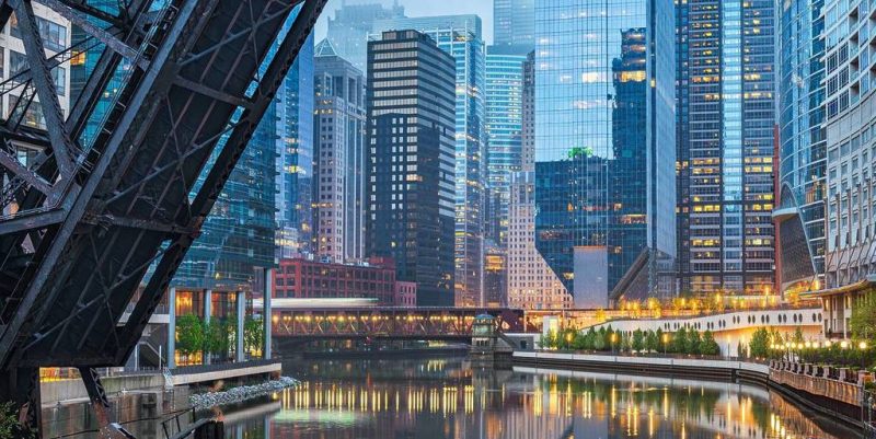 chicago skyline 1024x683